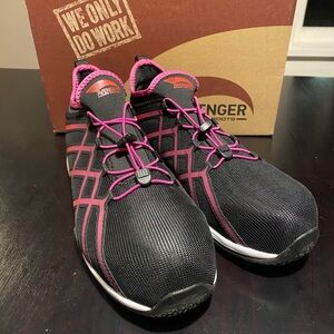 Avenger A1036 carbon fiber toe work shoe oil / slip resistant Pink/black 11 Wide